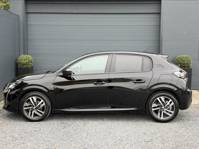 Peugeot 208 1.2 PureTech Allure ?2e Eigenaar?102pk?360 ° Camera?Carplay?Pano?Clima?Cruise?Lm velgen?Halfleder?Pdc V+A?Recent beurt gehad?Dealer Onderhouden?6 Bak?N.A.P?Apk tot 07-2028