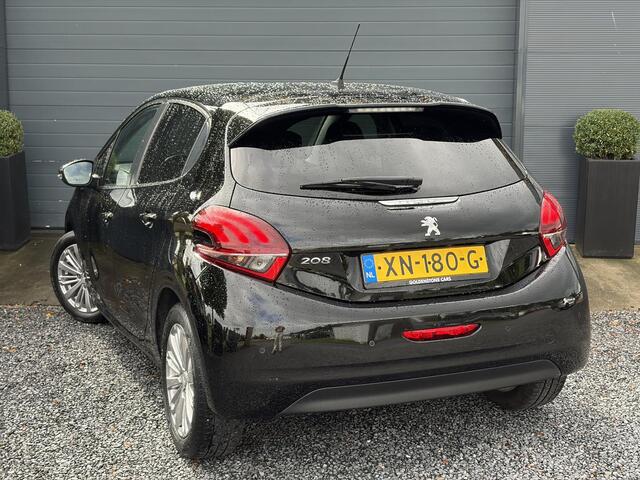Peugeot 208 1.2 PureTech Signature ?Net beurt gahad?Navi?Carplay?Lm velgen?Airco?Cruise?5 Deurs?Pdc?5 Deurs?Lm velgen?N.A.P?Apk tot 04-2027
