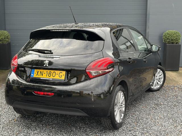 Peugeot 208 1.2 PureTech Signature ?Net beurt gahad?Navi?Carplay?Lm velgen?Airco?Cruise?5 Deurs?Pdc?5 Deurs?Lm velgen?N.A.P?Apk tot 04-2027