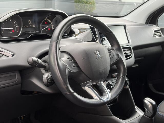 Peugeot 208 1.2 PureTech Signature ?Net beurt gahad?Navi?Carplay?Lm velgen?Airco?Cruise?5 Deurs?Pdc?5 Deurs?Lm velgen?N.A.P?Apk tot 04-2027