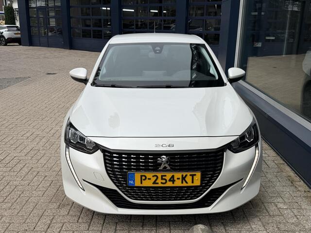 Peugeot 208 1.2 Turbo Active Pack Edition | Airco | LED-Koplampen | 16 inch LM-Velgen | Navigatie | Apple Carplay | Parkeersensoren | Cruise Control | DAB+ Radio | Multifunctioneel Stuurwiel |