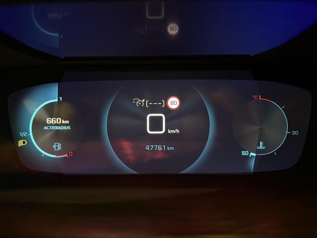 Peugeot 208 1.2 PureTech Allure Pack | Camera | Stoelverwarming | Climate control | Apple Carplay/Android Auto