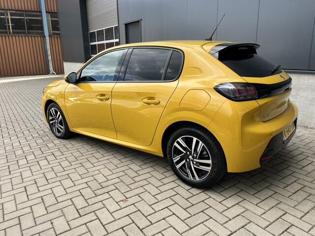 Peugeot 208 1.2 PureTech Allure/Carplay/Cruise