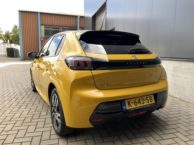 Peugeot 208 1.2 PureTech Allure/Carplay/Cruise