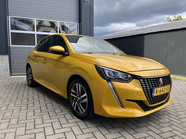 Peugeot 208 1.2 PureTech Allure/Carplay/Cruise
