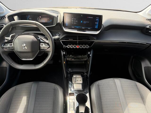 Peugeot 208 1.2 PureTech Allure Black Pack Aut- 360 Camera, Carplay, Android Auto, Privacy Glass, Xenon Led, Virtual Cockpit