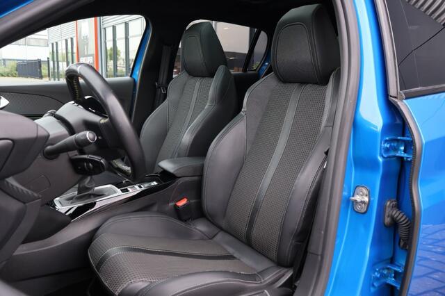 Peugeot 208 1.2 PureTech GT-Line / Panodak / Navi / Camera / Clima / PDC