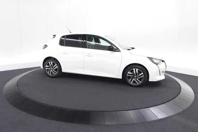 Peugeot 208 PureTech 75 Allure | Camera | Apple Carplay | Parkeersensoren | Climate Control