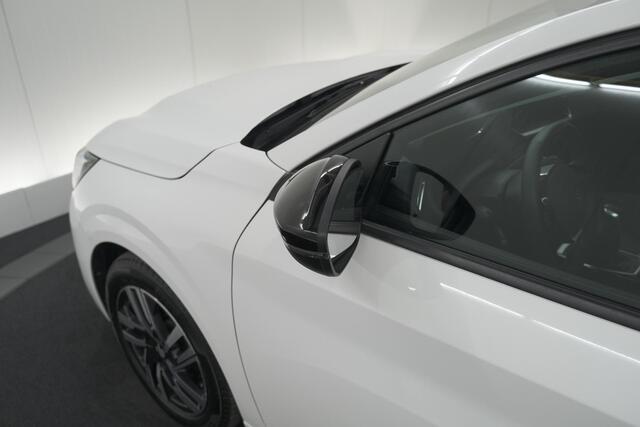 Peugeot 208 PureTech 75 Allure | Camera | Apple Carplay | Parkeersensoren | Climate Control