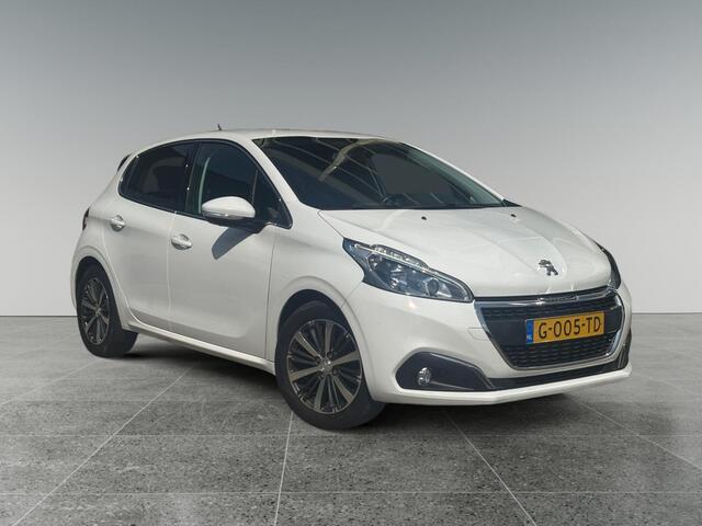 Peugeot 208 Allure 1.2 82pk | CAMERA | NAVI | 16" LM-VELGEN | APPLE CARPLAY / ANDROID AUTO | DAB+ | EXTRA GETINTE ACHTERRUITEN |