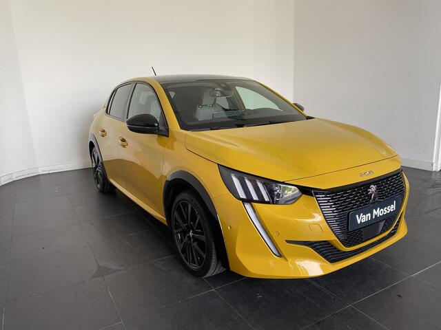 Peugeot 208 1.2 GT Pack 100 l CLIMATE | STOELVERWARMING| ADAPTIVE CRUISE | NAV | CARPLAY ANDROID | ZWART DAK | TREKHAAK | 50 DKM |