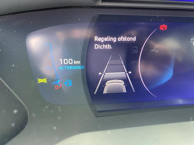 Peugeot 208 1.2 GT Pack 100 l CLIMATE | STOELVERWARMING| ADAPTIVE CRUISE | NAV | CARPLAY ANDROID | ZWART DAK | TREKHAAK | 50 DKM |