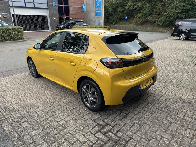Peugeot 208 1.2 PureTech Active Pack All-in Prijs Airco/Cruise/Apple CarPlay, Android auto/Navi Eurorepar