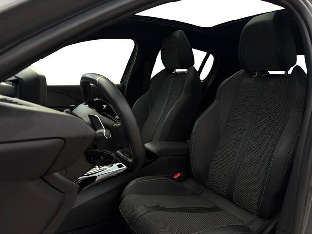Peugeot 208 GT 1.2 Hybrid 145pk e-DCS6 | TREKHAAK | PANODAK | 360° CAMERA | DRAADLOOS APPLE CARPLAY / ANDROID AUTO | KEYLESS ENTRY | DAB+ |
