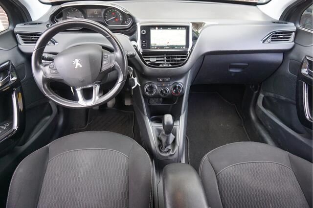 Peugeot 208 1.2 PureTech Allure Trekhaak Airco