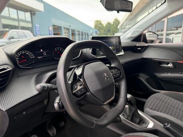 Peugeot 208 1.2 PT ACTIVE PACK NAVI AIRCO/ECC PDC
