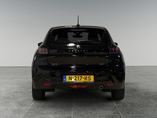 Peugeot 208 GT Pack 1.2 Turbo 100pk | ALCANTARA | DODEHOEKBEW. | STOELVERW. | CAMERA | NAVI | ADAPTIVE CRUISE | CLIMA | LM-VELGEN | DAB+ |