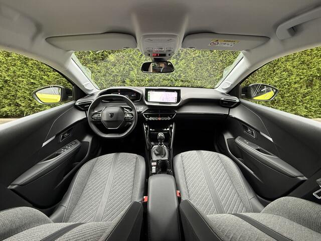 Peugeot 208 1.2 PureTech 100pk Allure Vision-Pack l ACC l BLIS l 360° CAMERA l ECC l LED l NAVI l 28.000km