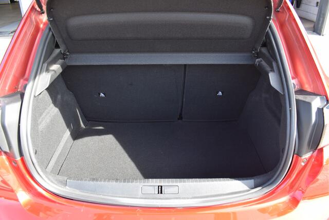 Peugeot 208 1.2 Active | NL-Auto | NAP | Apple Carplay/Android Auto
