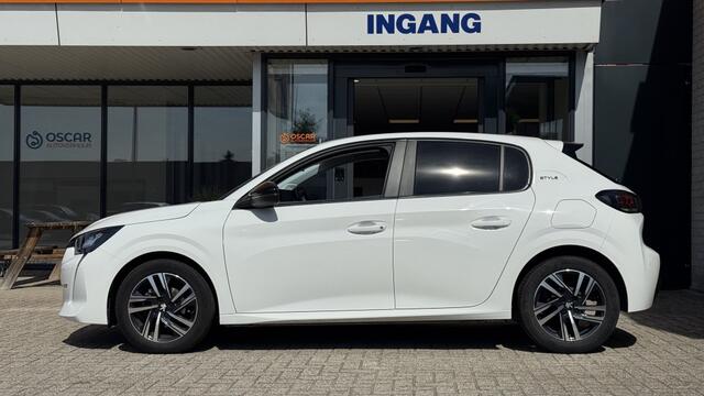 Peugeot 208 1.2 PT 75 Style | AppleCarplay | Cruise Control
