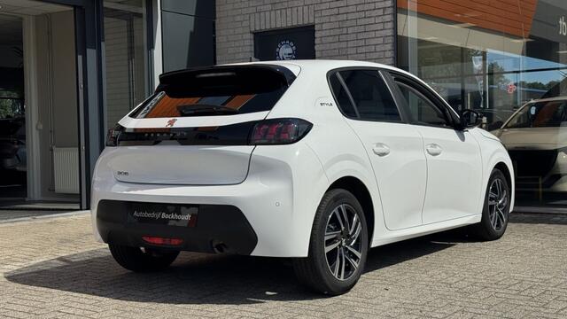 Peugeot 208 1.2 PT 75 Style | AppleCarplay | Cruise Control