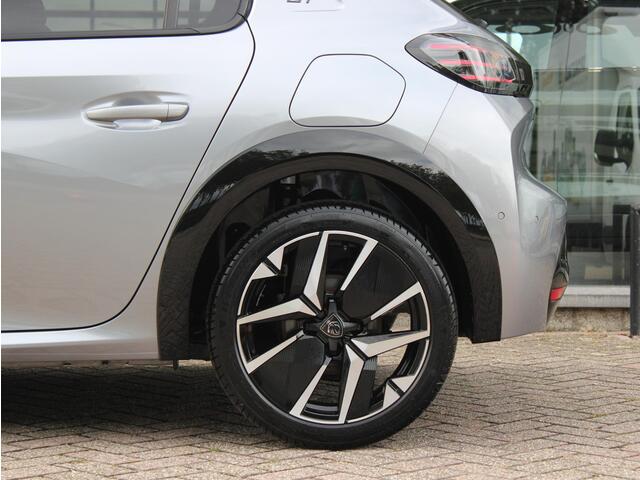 Peugeot 208 1.2 Hybrid 145 e-DCS6 GT Automaat | Camera/Navi/Climate