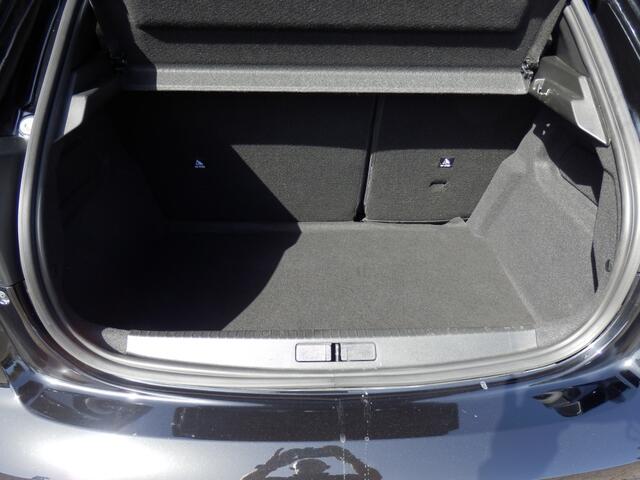 Peugeot 208 1.2 PT 100 GT I 360 Camera I Nav. I
