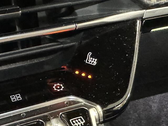 Peugeot 208 1.2 PureTech GT Pack Climate Control 3D Cockpit Pano Carplay