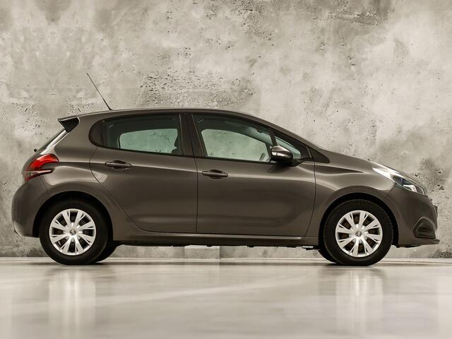 Peugeot 208 1.2 PureTech Sport (NAVIGATIE, CRUISE, BLUETOOTH, SPORTSTOELEN, ELEK PAKKET, NIEUWSTAAT)