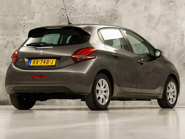 Peugeot 208 1.2 PureTech Sport (NAVIGATIE, CRUISE, BLUETOOTH, SPORTSTOELEN, ELEK PAKKET, NIEUWSTAAT)