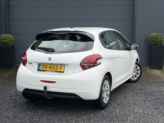 Peugeot 208 1.2 PureTech Blue Lion ?D-riem vv 2024?Dealer Onderhouden?Carplay?Navi?Trekhaak?2e Eigenaar?Recent beurt gehad?Airco?Cruise?Pdc?5 Deurs?Weinig Km?N.A.P?Apk tot 08-2027