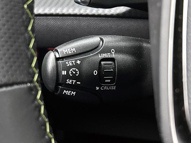 Peugeot 208 100 PK Automaat GT | Rijklaar | Panoramadak | Achteruitrijcamera |