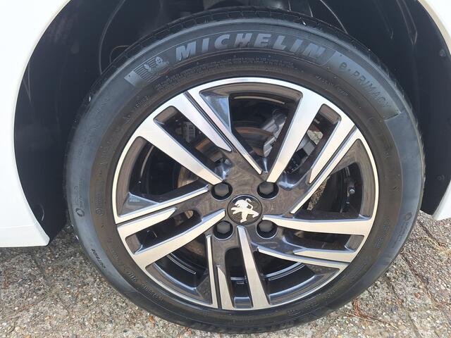 Peugeot 208 1.2 PureTech Allure