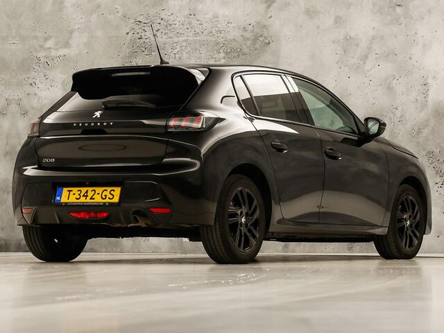 Peugeot 208 1.2 PureTech Allure Pack Automaat (VIRTUAL COCKPIT, BLACK PACK, APPLE CARPLAY, GROOT NAVI, 360 CAMERA, SPORTSTOELEN, GETINT GLAS, LM VELGEN, NIEUWSTAAT)