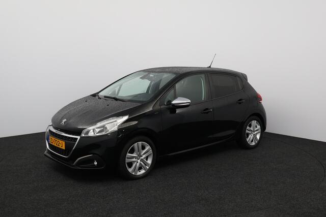 Peugeot 208 1.2 PureTech Signature/ INCLUSIEF NIEUWE DISTRIBUTIESET! Apple + Android/ Navi/ DAB+/ Airco/ Cruise/ Elek. pakket/ Isofix/ Bluetooth/ Armsteun/ Multi. LEDER. Stuur/ Mistl./ PDC/ Extra getint glas.