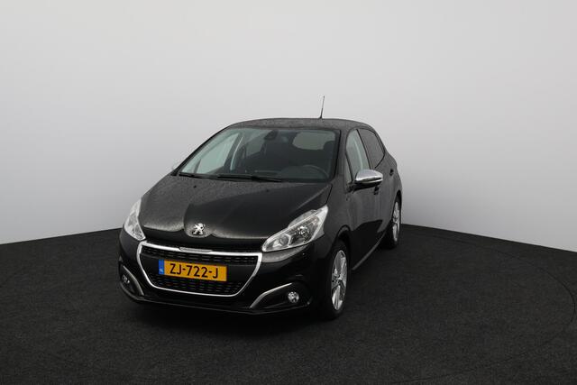 Peugeot 208 1.2 PureTech Signature/ INCLUSIEF NIEUWE DISTRIBUTIESET! Apple + Android/ Navi/ DAB+/ Airco/ Cruise/ Elek. pakket/ Isofix/ Bluetooth/ Armsteun/ Multi. LEDER. Stuur/ Mistl./ PDC/ Extra getint glas.