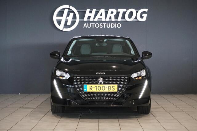 Peugeot 208 1.2 PureTech Allure Pack + CAMERA / 3D COCKPIT / STOELVERWARMING / APPLE CARPLAY / TREKHAAK