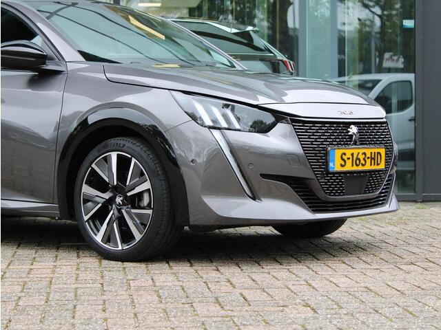 Peugeot 208 1.2 PureTech GT 130PK Automaat | Navi / Pano / Camera