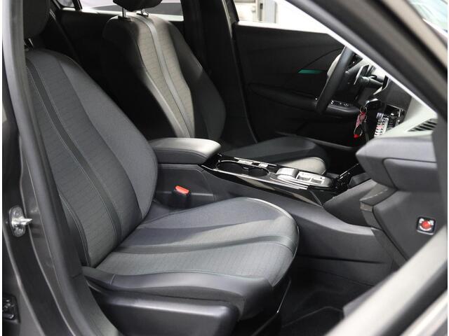 Peugeot 208 1.2 100PK Allure Pack | 1ste eigenaar | AppleCarplay/AndroidAuto | Parkeersensoren | FULL LED | Navigatie | Lederen Stuurwiel | Camera | Climate Control | Cruise Control | 16" LMV | Isofix | Privacy Glass | Trekhaak |