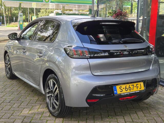 Peugeot 208 1.2 PureTech Allure Pack AUTOMAAT | Climate Control | Cruise Control | Navigatie | Licht metalen velgen | Parkeercamera