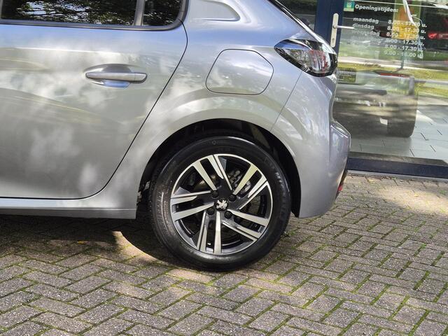 Peugeot 208 1.2 PureTech Allure Pack AUTOMAAT | Climate Control | Cruise Control | Navigatie | Licht metalen velgen | Parkeercamera