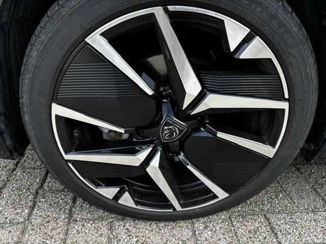 Peugeot 208 1.2 Hybrid 145 e-DCS6 GT Adcruise Acamera Lmv Applecarplay