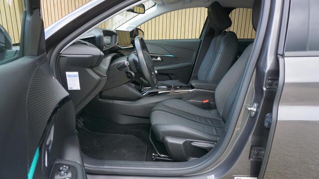 Peugeot 208 1.2 101pk PureTech Allure 5Drs Full-LED Navi A-Camera H-Leder Cruise Control *NL auto* 68786km!