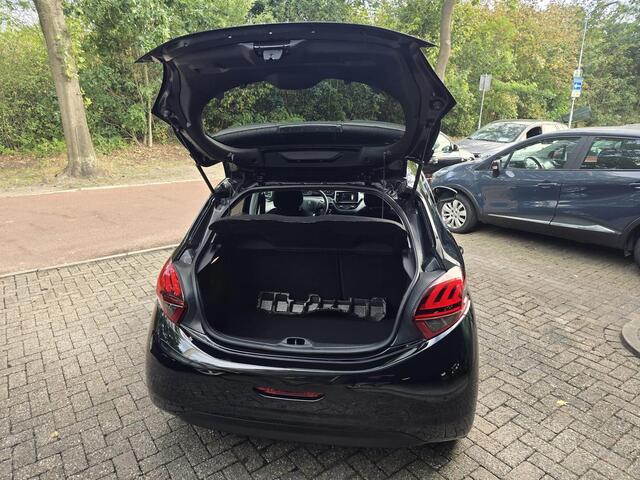 Peugeot 208 1.2 PureTech Signature | 1E EIGENAAR | 3/6 OF 12MND GARANTIE | CRUISE | NAVI |