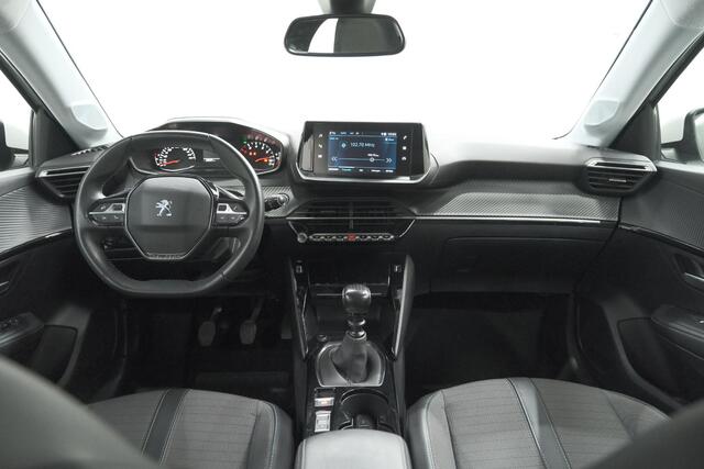 Peugeot 208 PureTech 100 Allure | Afneembare Trekhaak | Camera | Apple Carplay | Parkeersensoren