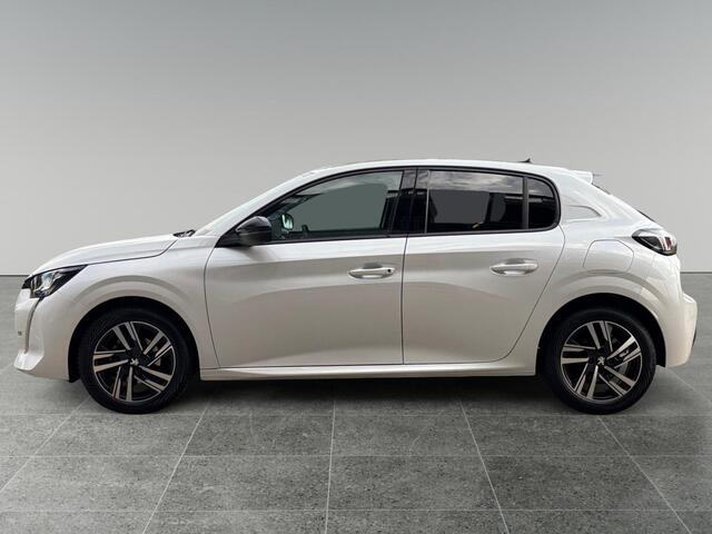 Peugeot 208 Allure Pack 1.2 75pk | CAMERA | PARELMOER! | KEYLESS START | EXTRA GETINTE RUITEN | 3D i-COCKPIT® | NAVI |