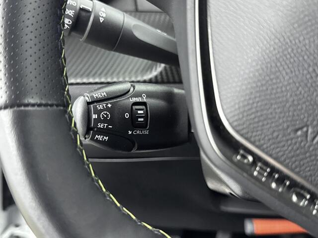 Peugeot 208 1.2 PureTech GT-Line 102PK | Navigatie | 360 Graden Camera | 3D Cockpit | Climate Control | Apple CarPlay & Android Auto