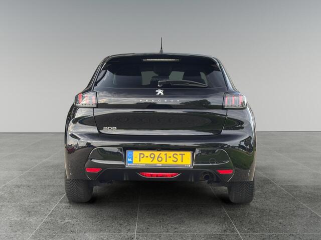 Peugeot 208 Allure Pack 1.2 75pk | CAMERA | KEYLESS START | EXTRA GETINTE RUITEN | 3D i-COCKPIT® | NAVI | LM-VELGEN