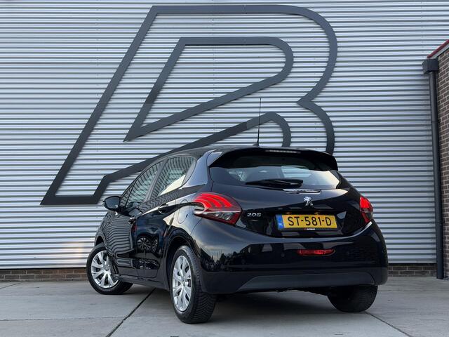 Peugeot 208 1.2 PureTech Blue Lion Navi|Carplay|Airco|Cruise|PDC|N.A.P|Nieuwe APK bij Aflevering