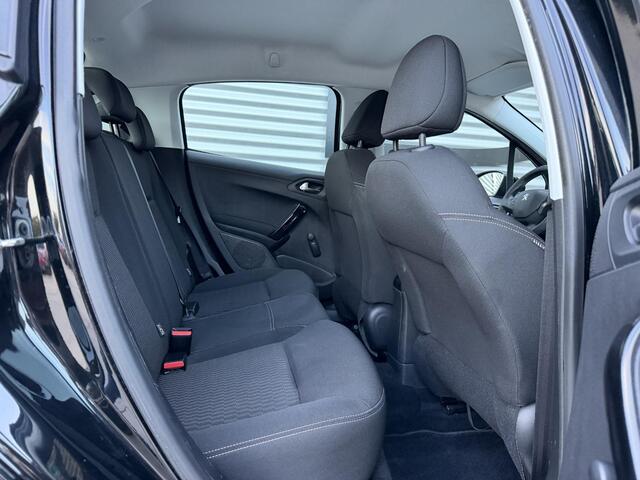 Peugeot 208 1.2 PureTech Blue Lion Navi|Carplay|Airco|Cruise|PDC|N.A.P|Nieuwe APK bij Aflevering